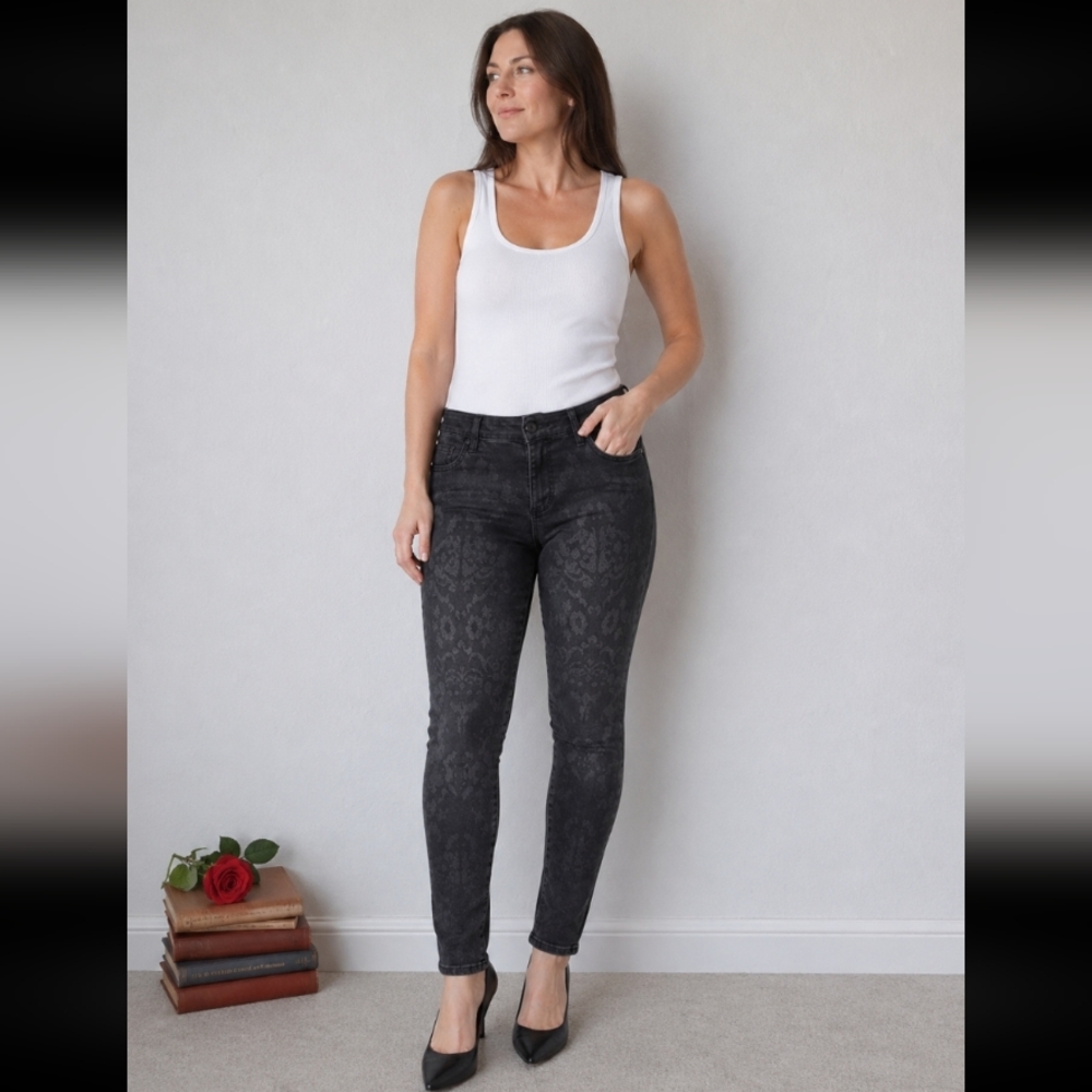 Else black patterned faded skinny jeans 26 nwot